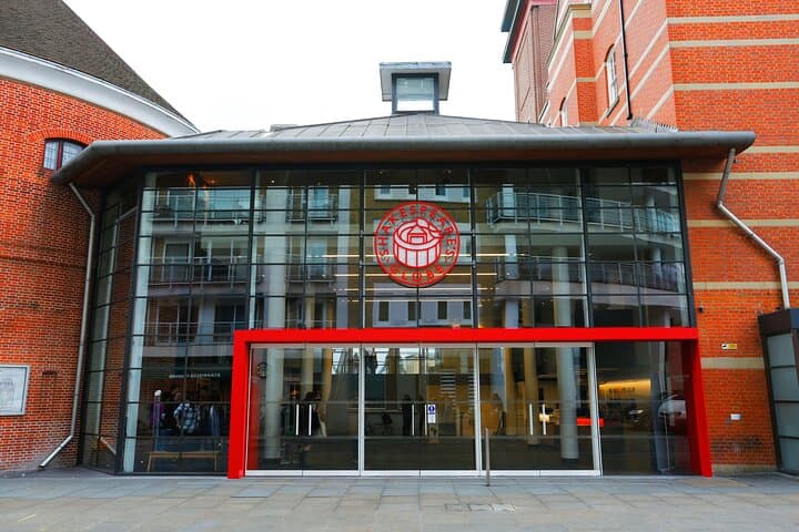 Shakespeare's Walk in Central London Private Guided Tour