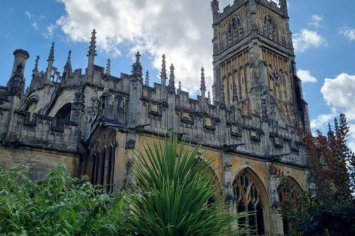 Cirencester’s Tall Tales and Hidden History: A Self-Guided Audio Tour