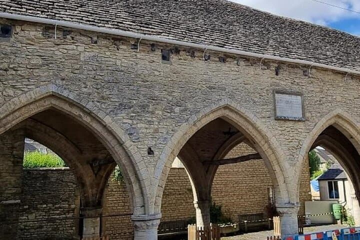Cirencester’s Tall Tales and Hidden History: A Self-Guided Audio Tour
