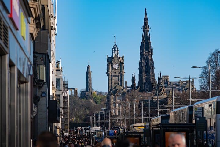 Edinburgh Old Town: Historical Guided Walking Tour