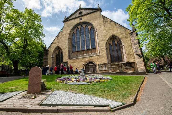 Edinburgh Old Town: Historical Guided Walking Tour