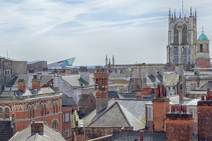 Hull Tour App, Hidden Gems Game and Big Britain Quiz (1 Day Pass) UK
