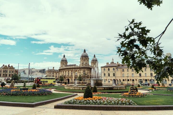 Hull Tour App, Hidden Gems Game and Big Britain Quiz (1 Day Pass) UK