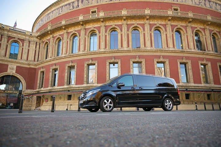 8 Seater Transfer: Heathrow Airport to Central London