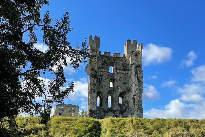 Hemsley Castle or at least what's left of it. Time and war are not good for a castles health!