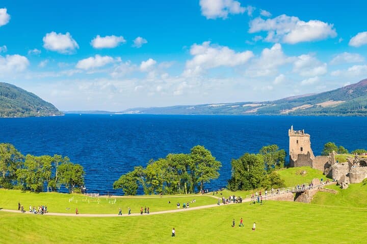 Glasgow: Loch Ness & Highlands Privately Guided Luxury Day Tour
