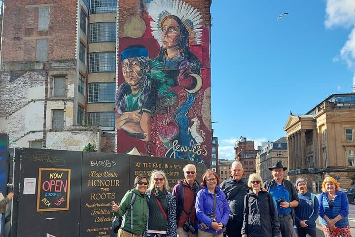 Glasgow Street Art & Murals Walking Tour with a Local Guide