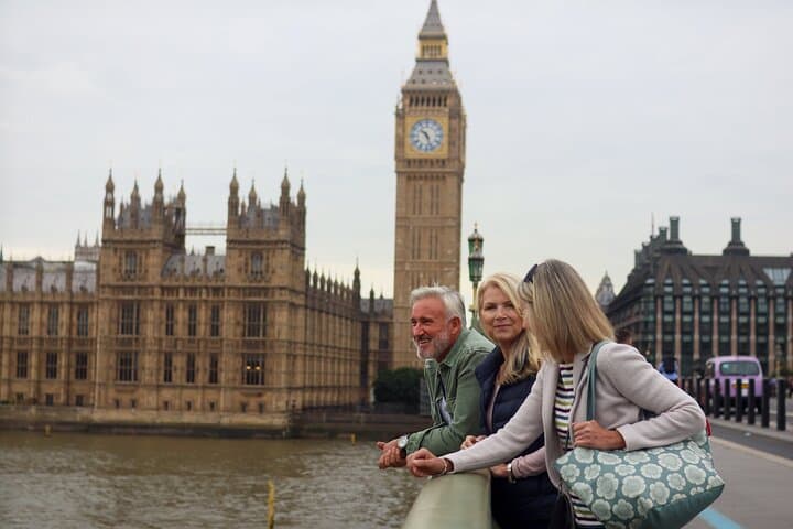 Private London Day Tour with a Local: Custom Highlights & Gems