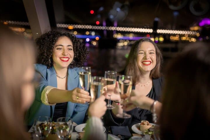 London New Year's Eve Dinner Cruise