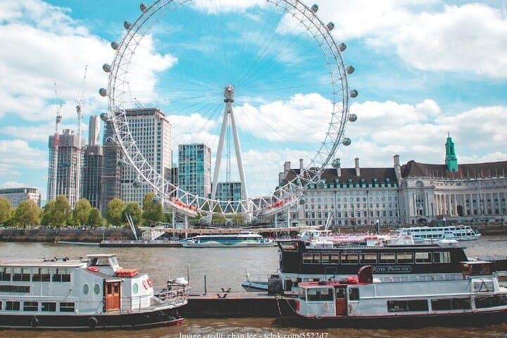 Warhol to Banksy: Tate Modern & Street Art Private Tour