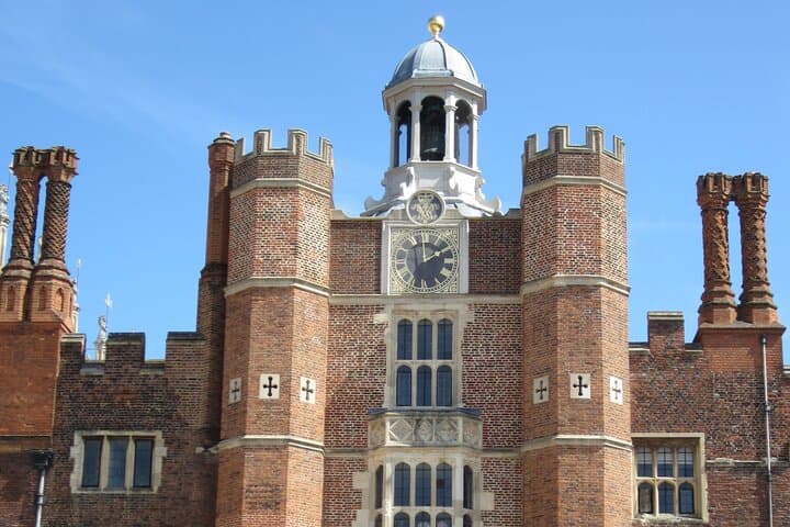 Hampton Court Palace Private Tour - discovering the excesses of Henry VIII