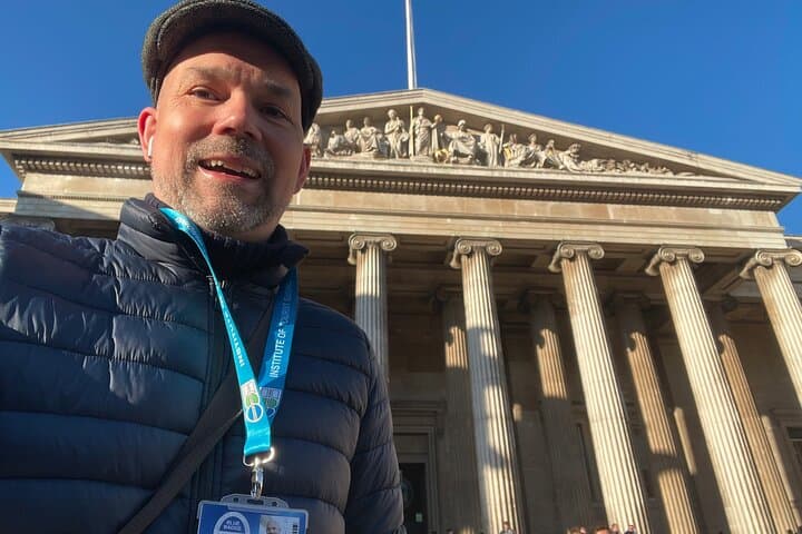 Private Bespoke Walking Tour in London