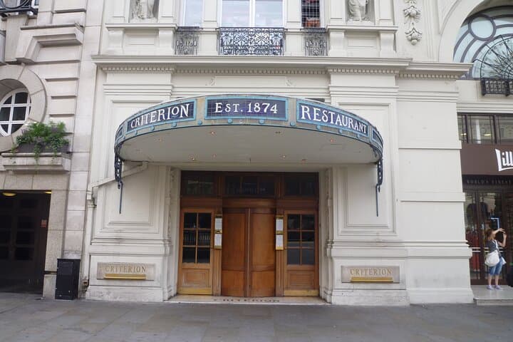 Criterion restaurant on Piccadilly Circus, where Holmes and Watson first meet
