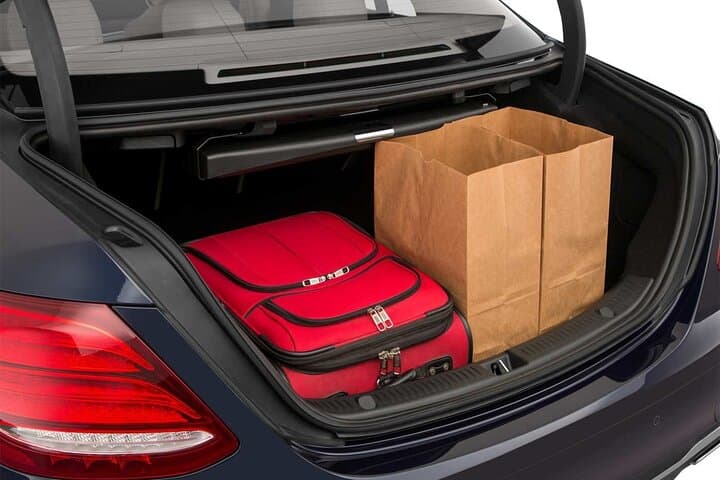 Private Sedan Transfer from Gatwick Airport LGW to Central London