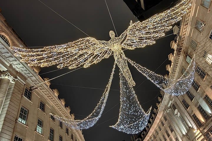 London Christmas Sparkle Private Walking Tour