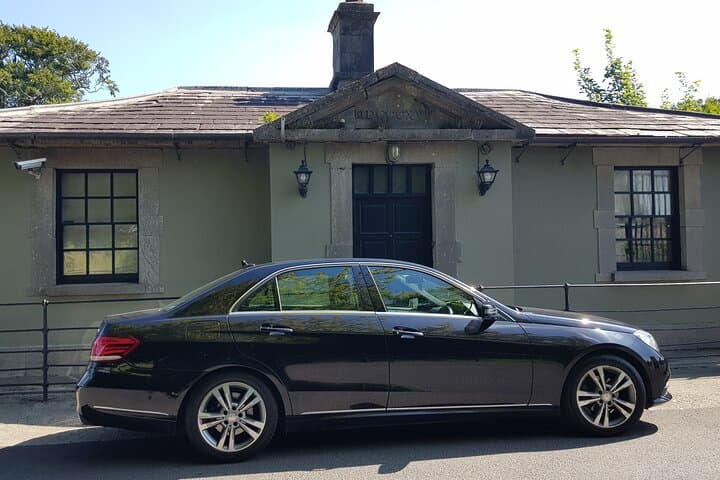 Belfast International Airport To Dublin Private Chauffeur Car Transfer