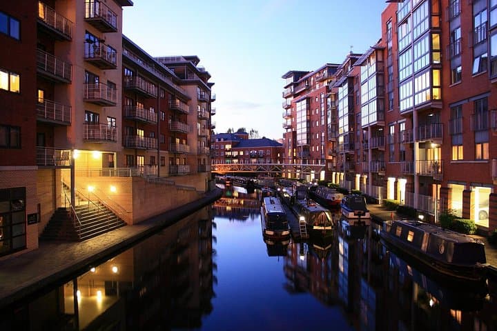 Private Walking Tour Birmingham Historic Canals & Landmarks