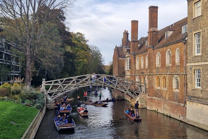Tangential Cambridge: Private Walking Tour of Cambridge