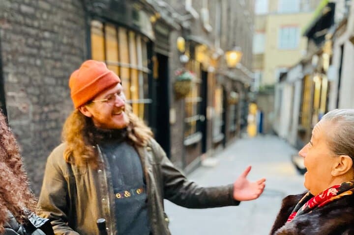 Christmas Lights and Markets Guided Walking Tour with Mulled Wine