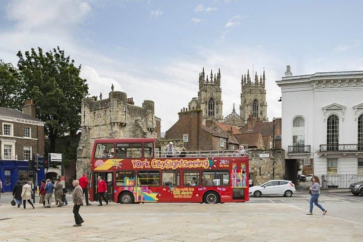 York by Rail Overnight Tour from London with hop-on hop-off bus