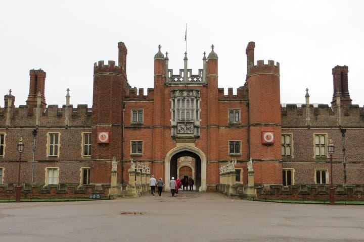 Hampton Court Place