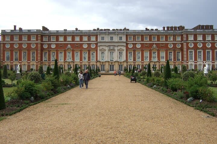 Hampton Court Place