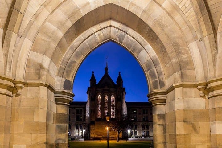 2 Hours Private Walking Tour of Glasgow