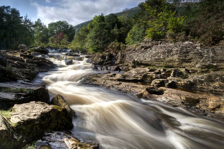 Edinburgh: Highland Perthshire & Whisky Private Luxury Day Tour