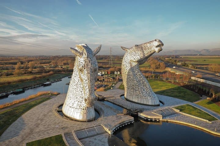 Edinburgh: Mary Queen of Scots Privately Guided Luxury Day Tour