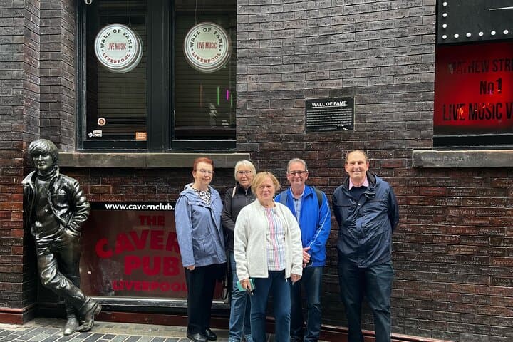 3 Hours Private City Highlights Liverpool Walking Tour