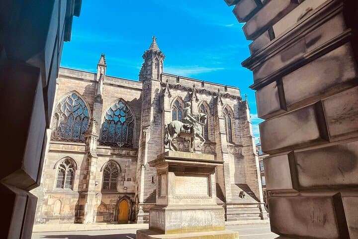 St Giles Cathedral Parliament view