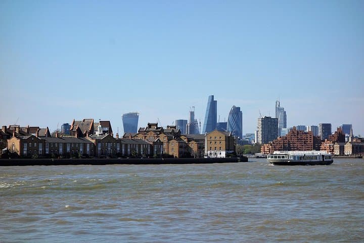 London Walking Tour: Self-Guided City Game