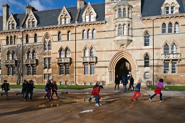Full Day Private Tour from London to Oxford Cotswold Shakespeare