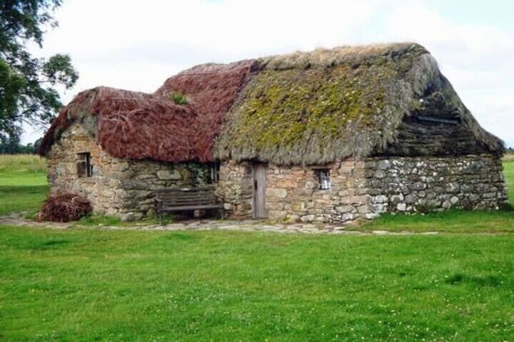 Visit Leanach Cottage at Culloden, where the final Jacobite uprising met its tragic end.