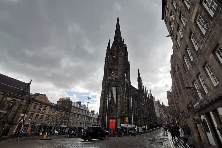 Edinburgh Outlander Self-Guided Private Tour