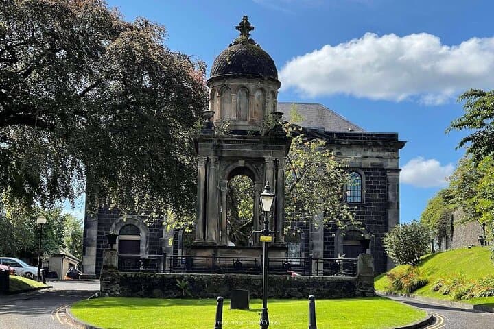 Welcome to Stirling: Private 2-hour Tour with a Wee Gin Tasting