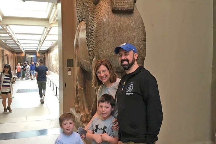 Kid-Friendly Private British Museum Highlights and Walk to Covent Garden London