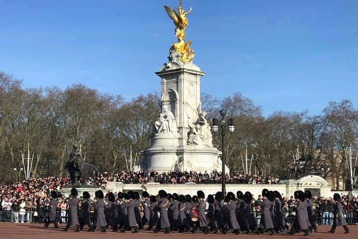 Changing of the Guard Half-Day Private Walking London Tour