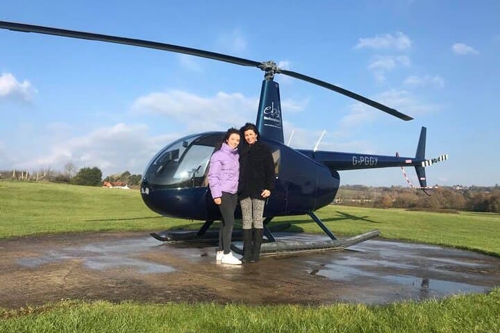 25 minute Royal Surrey Helicopter Tour