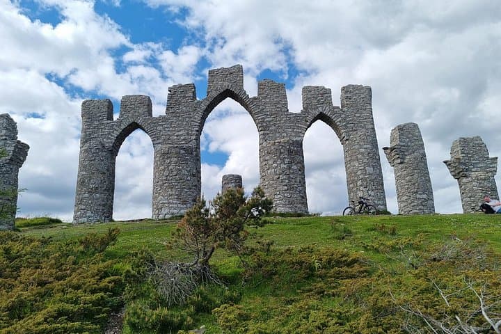 Executive Travel & Guided Tours through the Highlands of Scotland