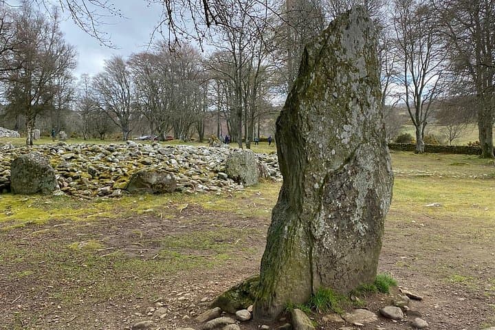Clava Cairns