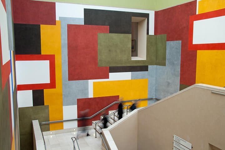 London Tate Modern Art Gallery Private Tour for Kids & Families