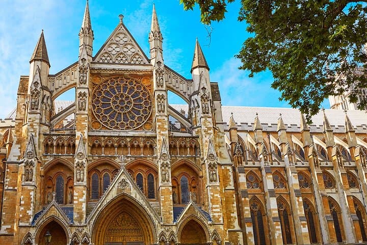 Private Audio Guided Walking Tour in London