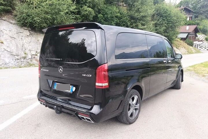 Glasgow to Edinburgh Airport (EDI) - Departure Private Transfer