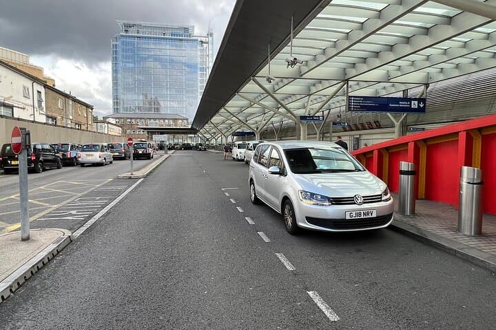 Stansted Airport to or from London - Private with Meet & Greet