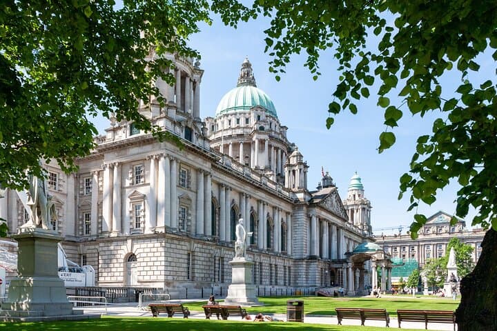 Private Guided Walking Tour in Belfast