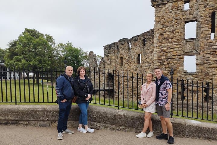 Private St Andrews Town Tour for Future Students