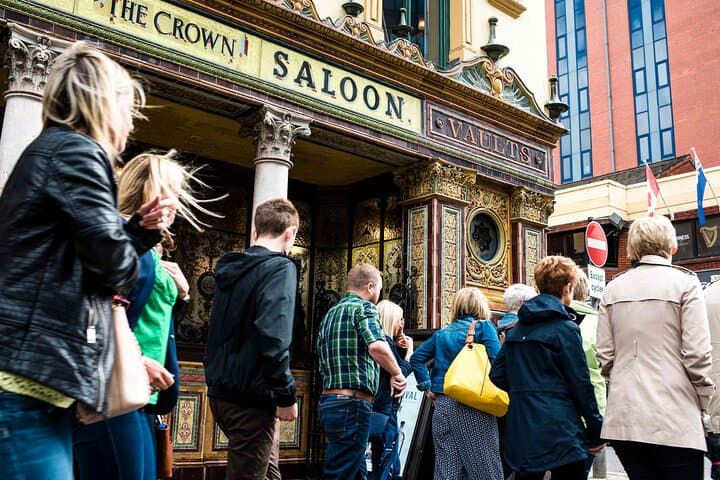 Taste & Tour: Guided Gin Tour in Belfast