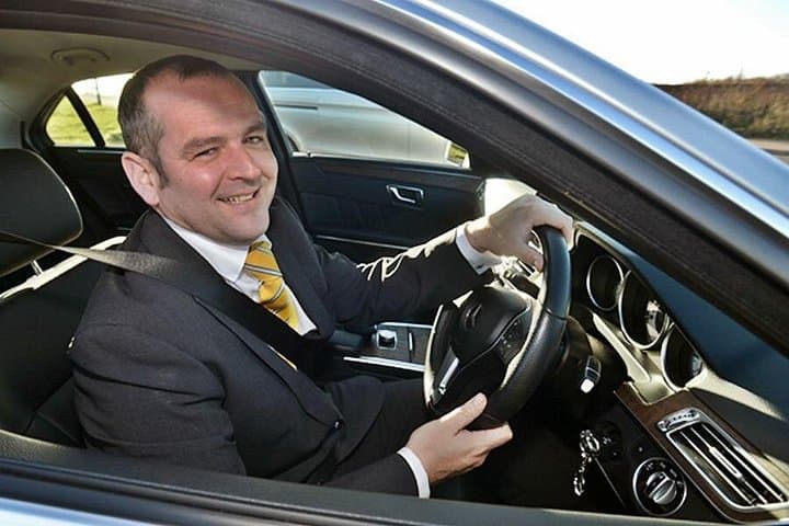 London Heathrow Airport (LHR) to Nottinghamshire Luxury Airport Taxi Transfers