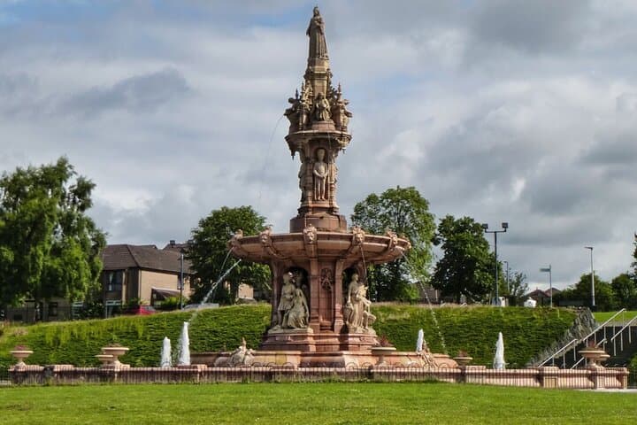 Private Historic Walking Tour in Glasgow Old Town Heritage